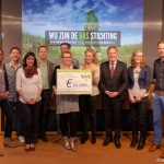Overhandiging cheque aan het Wilhelmina Kinderziekenhuis